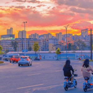 ​回家路上适合发朋友圈的句子高级（适合回家路上发的温柔文案高级）