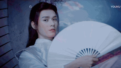 ​这些关于眼眸的唯美句子，比“你眼里有星辰大海”还惊艳