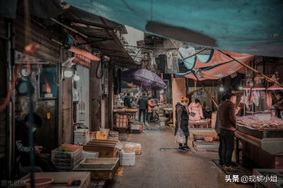 ​适合发朋友圈关于不食人间烟火的文案短句