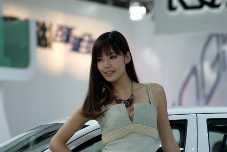 搞笑群名字大全精选102个