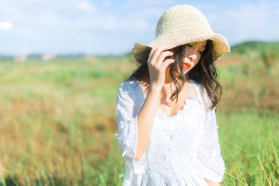 ​鼓励女人坚强的句子 女人必须要坚强的句子