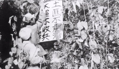 ​悍匪覃国卿：和压寨夫人逃进深山15年，曾亲手掐死5个孩子