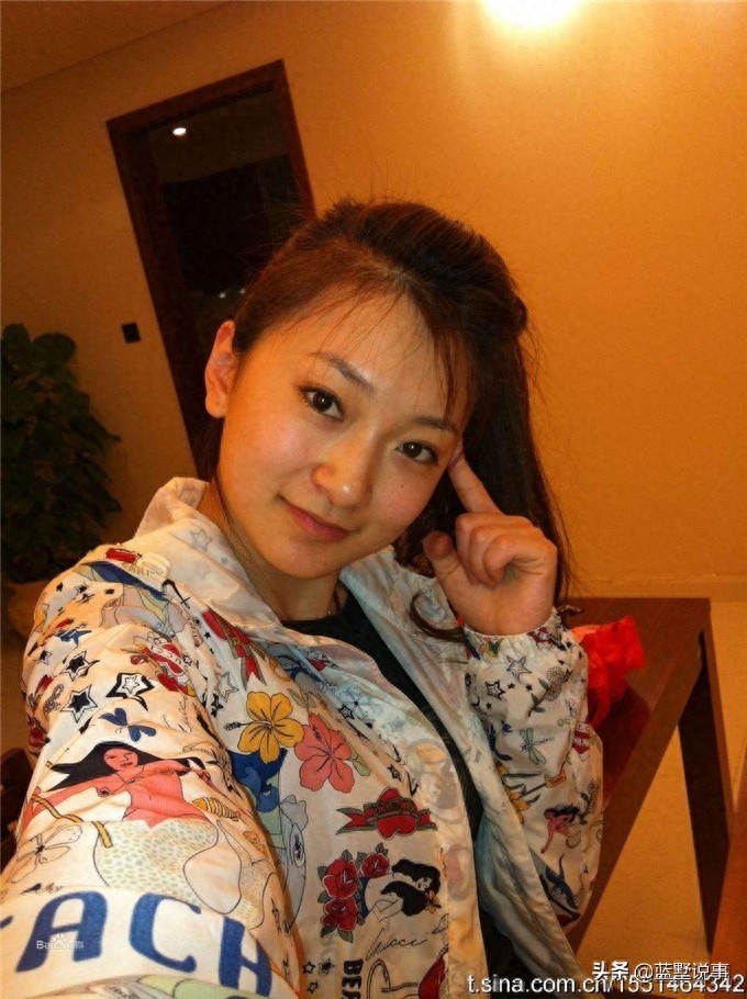 《乡村爱情》“李秋歌”金玫玫戏外照,依然是个听妈话的乖乖女