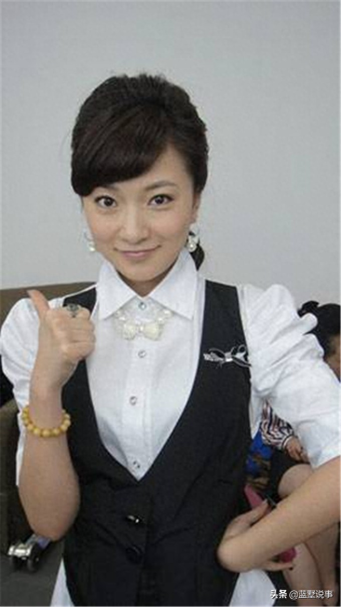 《乡村爱情》“李秋歌”金玫玫戏外照,依然是个听妈话的乖乖女