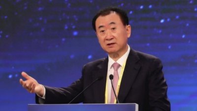 ​王健林，曾经的全国首富，是这样一步一步创立万达的