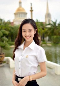 ​恶劣！印度8名劫匪在火车上强奸新婚女子