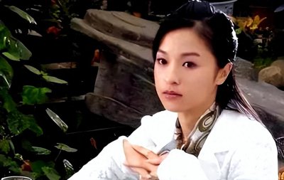 ​演员魏小军：如今新身份露面惊艳众人，40岁走红45岁“消失”