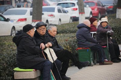 ​结婚率雪崩！年轻人为啥集体对婚姻 “say no”？
