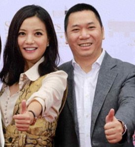 ​赵薇黄有龙：从恩爱夫妻到分道扬镳，背后究竟隐藏了什么？