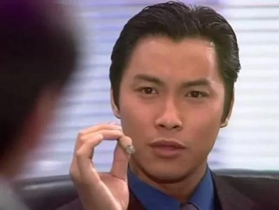 ​男演员谭耀文