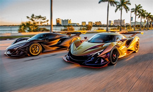 售价270万美元的黄金战神超跑,阿波罗Apollo Intensa Emozione