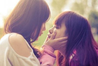 ​同性恋爱情片过审 中国的传统文化并不反对同性恋 比西方更宽容