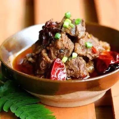 家常红烧牛肉的做法大全(7款红烧牛肉的做法)(1)