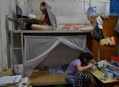 ​女生为什么进男生宿舍（为啥女生能进男寝）