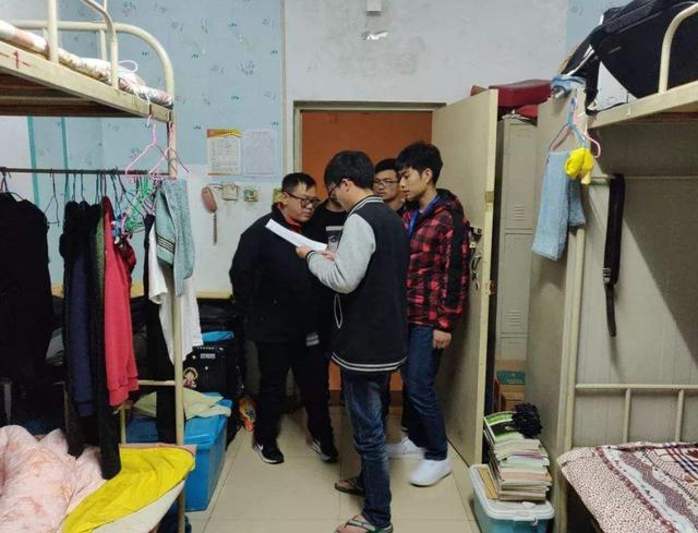 女生为什么进男生宿舍(为啥女生能进男寝)(9)