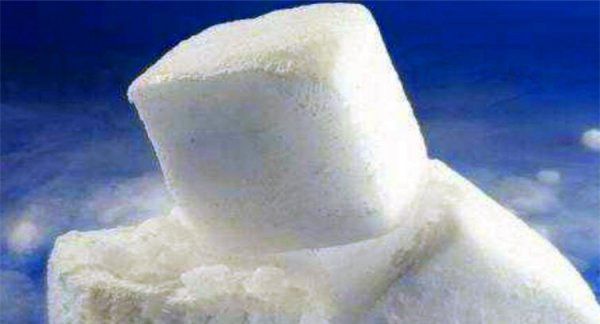 干冰浇凉水还是热水,用过的干冰怎么处理图2