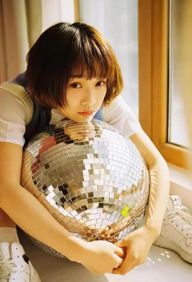 鲁照华写真大全(戏路宽广的95后实力派演员)(41)