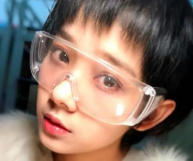 鲁照华写真大全(戏路宽广的95后实力派演员)(2)