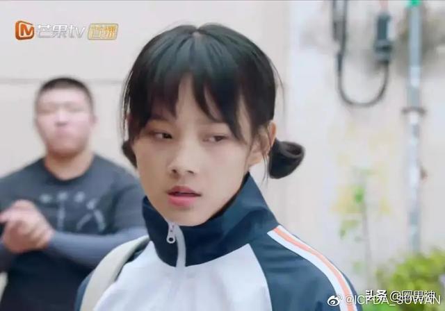鲁照华写真大全(戏路宽广的95后实力派演员)(18)