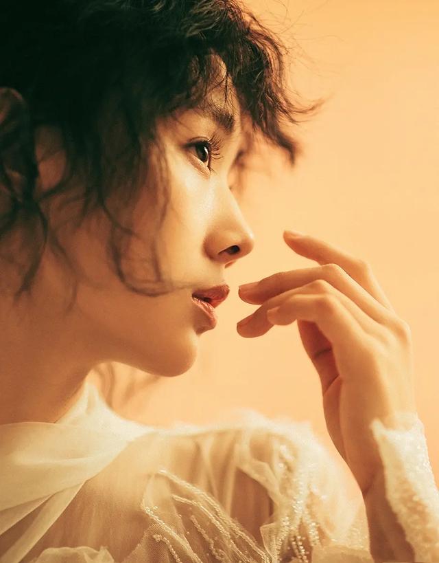 鲁照华写真大全(戏路宽广的95后实力派演员)(68)