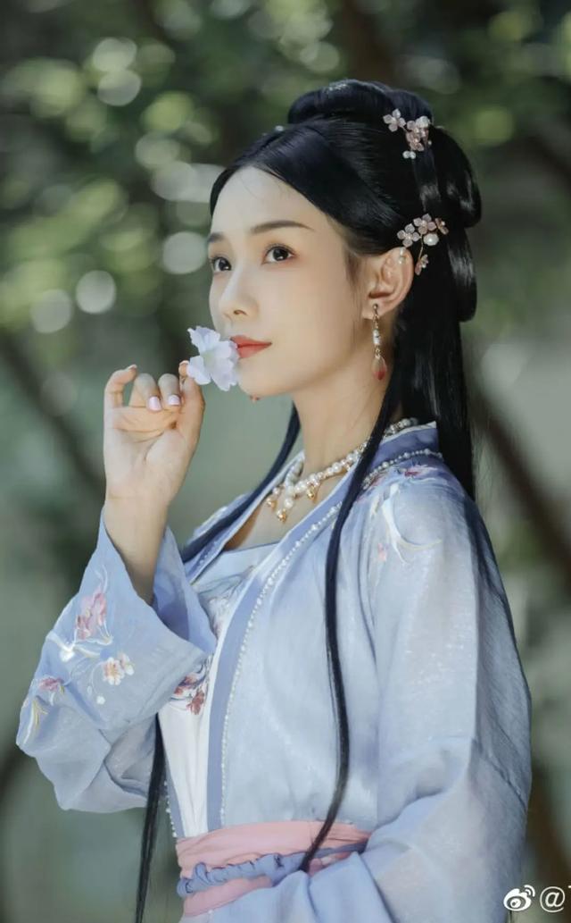 鲁照华写真大全(戏路宽广的95后实力派演员)(46)
