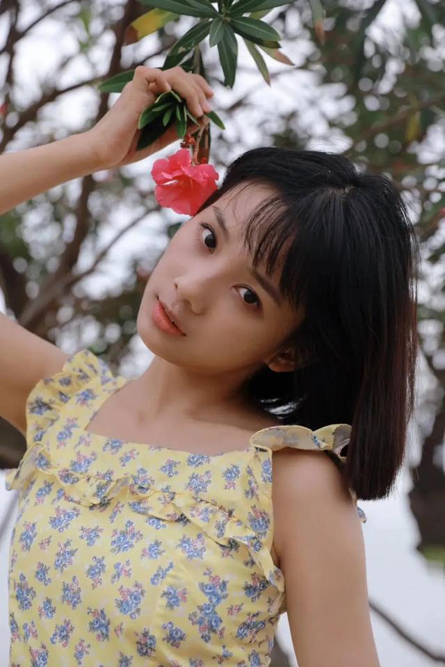 鲁照华写真大全(戏路宽广的95后实力派演员)(55)