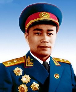 ​王近山：曾任公安部副部长，64年因感情问题被罢官，享年63岁