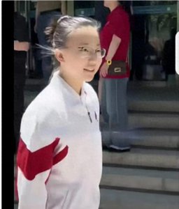 ​女神张雨欣：气质非凡，实力与颜值并存的新时代榜样.