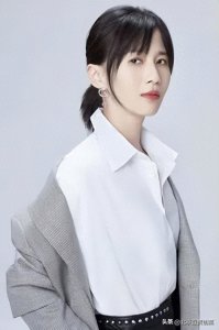 ​papi酱原名姜逸磊