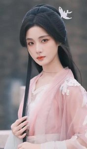 ​“甜美女神”陈意涵