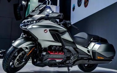 ​售价38W，本田全新金翼GL1800发布！