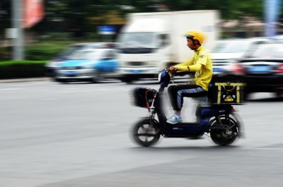 ​滴滴司机和外卖员哪个赚的多点？从业者告诉你，想转行可以了解下