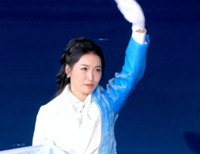 ​奥运冠军罗雪娟：23岁因伤退役，嫁给大10岁富商，如今39岁似少女