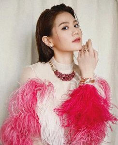 ​香港最美身材女神！周秀娜黄金比例身材，极品啊！