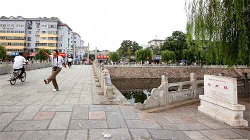 成语典故之都,“邯郸学步”,就出自这里的这座学步桥