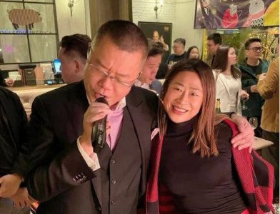​一场“洪门宴”引爆香港新旧矛盾，背后焦点实质还在下任特首角力