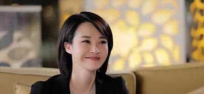 ​54岁的许晴和33岁的华晨宇官宣有恋情，这难道是真的吗？