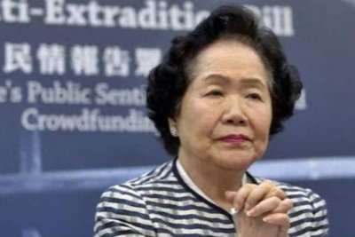 ​“祸港四人帮”陈方安生：如今活成一个笑话，胞弟自杀、女儿去世