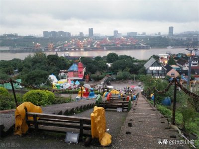 ​重庆洋人街再次引发网友集体怀旧，当初的搬迁真的是一个失误吗？
