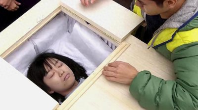 ​我国每年自杀的人数有28万