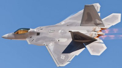 ​美国空军到底强在什么地方？美国每六千人就有一人会开飞机