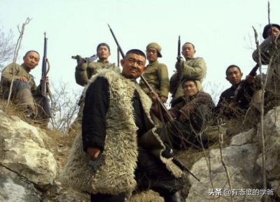 ​军区副司令被土匪残忍杀害，杨得志大怒：出动一个团，弄死郭栓子