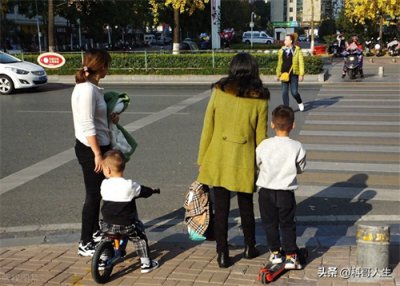​生育二胎补五千、三胎补两万，我是缺两万的人吗