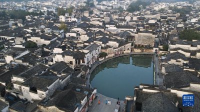 ​西递宏村：墨瓦白墙遇初冬
