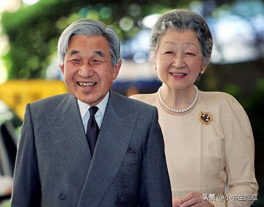 ​日本丑后良子：靠父亲帮忙，守住太子妃的宝座，一双眯眯眼传3代