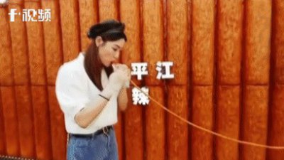 ​辣条20年：周小玲的谣言，卫龙、玉峰的崛起，一代人童年的回忆