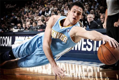 ​NBA人物志之加里纳利：全面的侧翼攻击手，玻璃属性限制发展