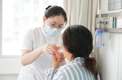 ​“90后”护士刘杰的青春力量