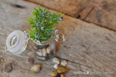 ​伤透了男人的心,还能挽回吗，离婚了还能挽回老公吗