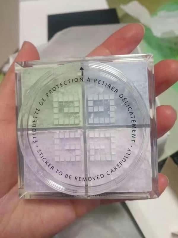 悦诗风吟散粉四个颜色效果是一样的吗(悦诗风吟散粉)